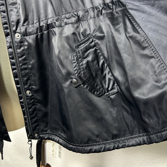 Lululemon Black Waterproof Poncho Cape in Size M/L - Picture 9 of 16